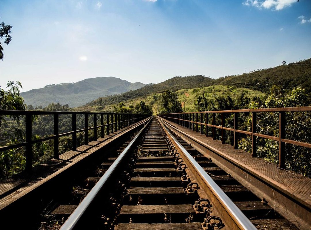 Step-by-Step: The Best Ways to Exchange Your Soles for Pesos